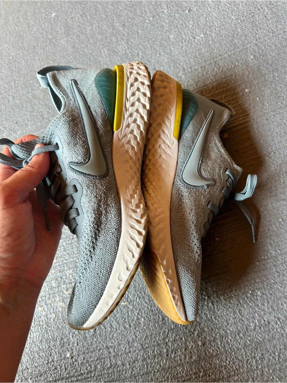 Nike Women’s Athletic Sneakers in Teal with Yellow Accent like new